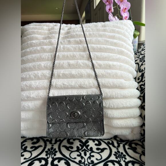 RARE Mini Coach Bowery Crossbody Holiday Edition - Picture 1 of 6